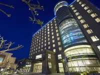 Grand Bay Resort Hotel Hotels near Jiadong Station