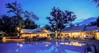 Centara Grand Beach Resort Hua Hin - Luxury