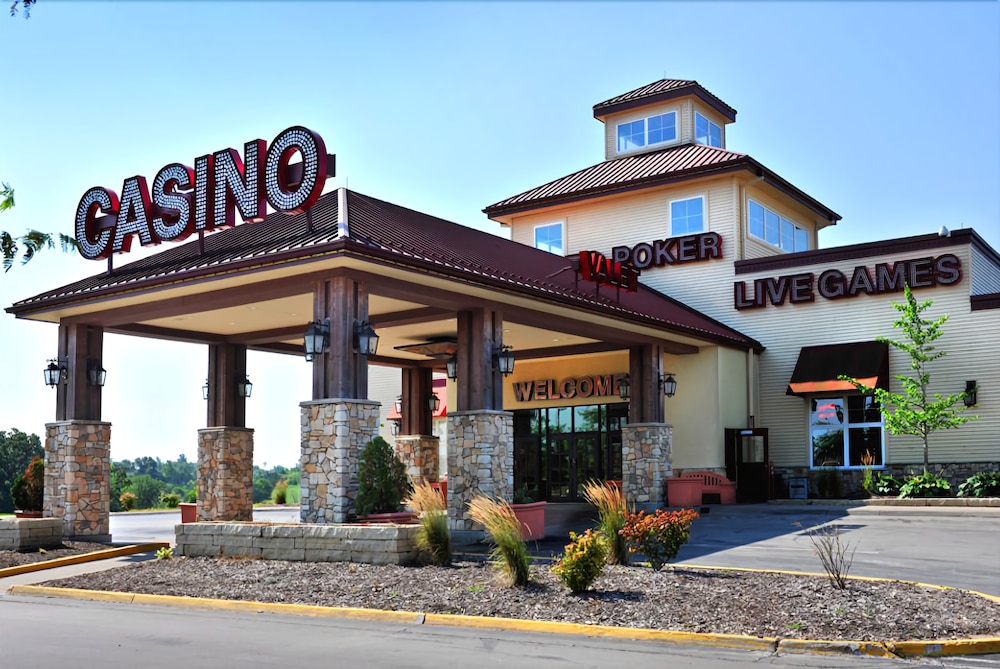 Lakeside Hotel Casino