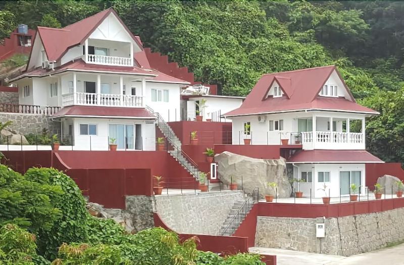 Ocean Spray Self-Catering Apartments-Mahe Island Updated 2023 Room  Price-Reviews & Deals | Trip.com