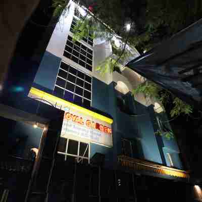 SilverKey Executive Stays 30334 Jaan Nagar Road Hotel Exterior