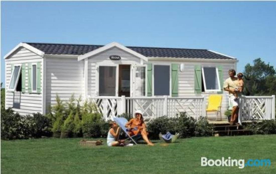 Camping les 3 Sablières 4 Etoiles-Saint-Firmin Updated 2022 Room  Price-Reviews & Deals | Trip.com