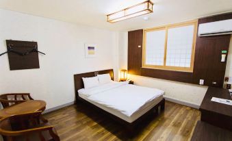 Jeonju Hansung Tourist Hotel