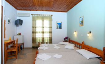Hotel Nostos - Housity