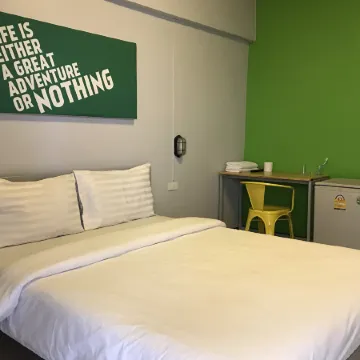 S1Hostel Bangkok Отели рядом с достопримечательностью «Станция метро Лумпини»