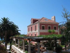 Hvar Attic Apartment