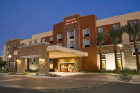 Hampton Inn & Suites Phoenix Chandler-Fashion Center