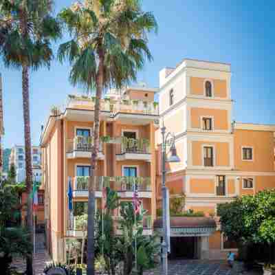 Hotel Michelangelo Hotel Exterior