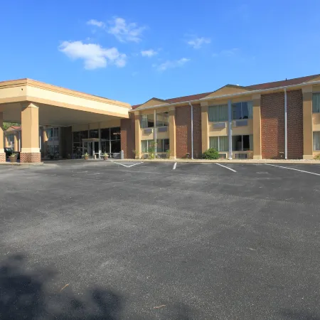 Quality Inn & Suites Apex-Holly Springs