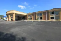 Quality Inn & Suites Apex-Holly Springs Hotels near Habitat Wake ReStore -- Apex