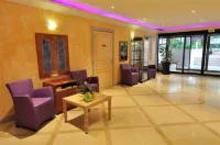 Residhotel Villa Maupassant Hotels in Cannes