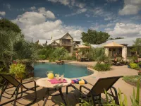Inn on Lake Granbury Hotels in Hood County