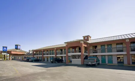 Legacy Inn - Gallatin