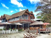 Koh Mook de Tara Beach Resort Hotels in 