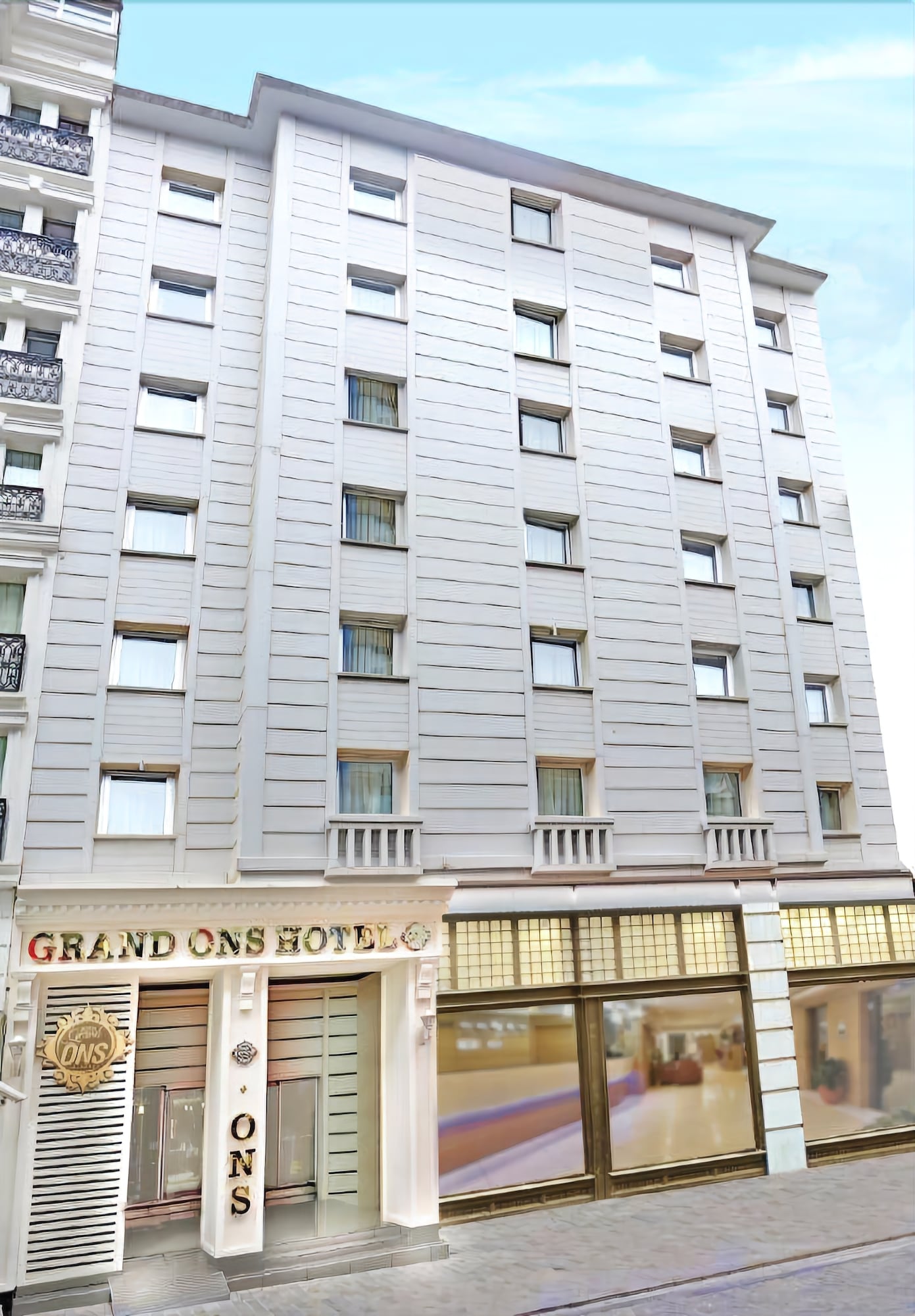 Grand Ons Hotel
