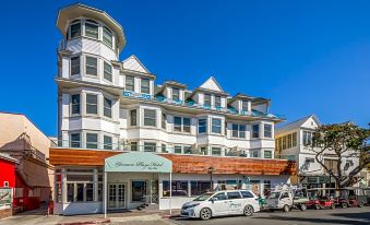 Glenmore Plaza Hotel