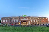 Holiday Inn Express & Suites O'Fallon/Shiloh Hotels near Rock Springs Park