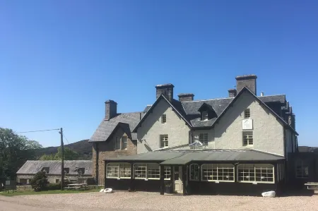 The Tongue Hotel, by Highland Coast Hotels Отели в г. Tongue