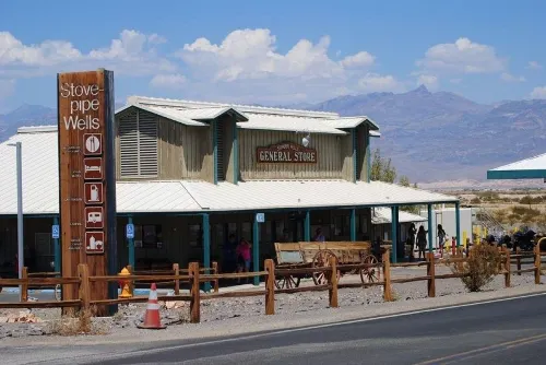 Stovepipe Wells Resort