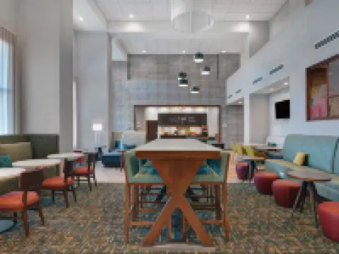 Hampton Inn & Suites by Hilton Middleburg Hotels in Middleburg