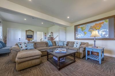 Holiday Home Yard is Kids Paradise! Beach Access! Tons of Space! Photo