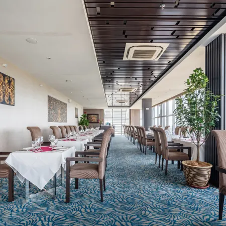 Astana Wing - Riverside Majestic Hotel