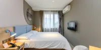 Homeinn Hotel (Chongqing Jiefangbei Area Hong Ya Dong) - Zimmer Mit Queensize-Bett