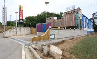 Hoengseong Java Motel