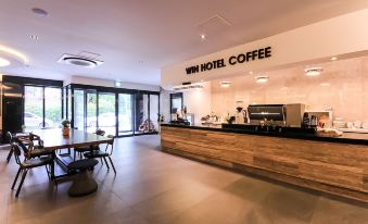Andong Win Hotel - Housity