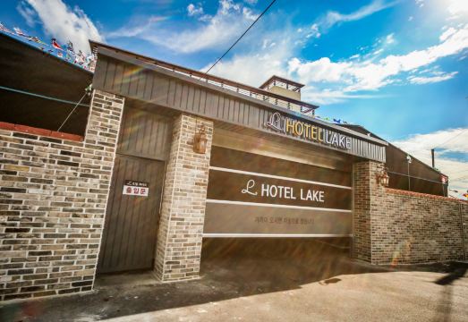 숙소 주변 전경