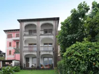 Lungolago Hotels near Santuario della Madonna di Ardena