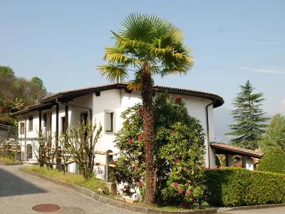 Residence Miralago (Utoring) Apt.A10