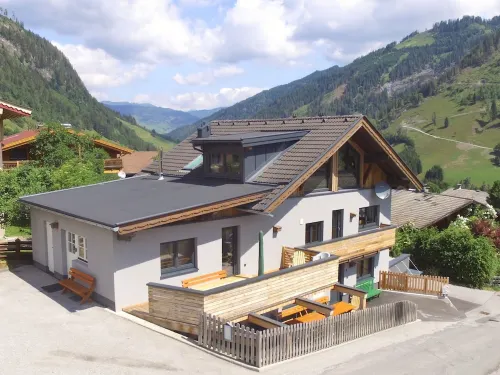 Attractive Holiday Home in Rauris Near Skiing