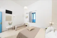 Captain's House Hotel Suites & Apartments