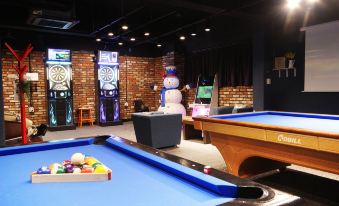Hotel Merci - Housity
