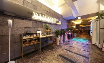Suncheon Hound Hotel Suncheon Station Branch - Housity