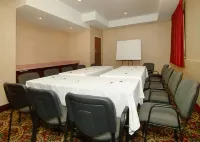 Best Western Plus Louisville Inn  Suites