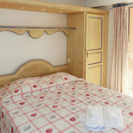 Port Marine 24
