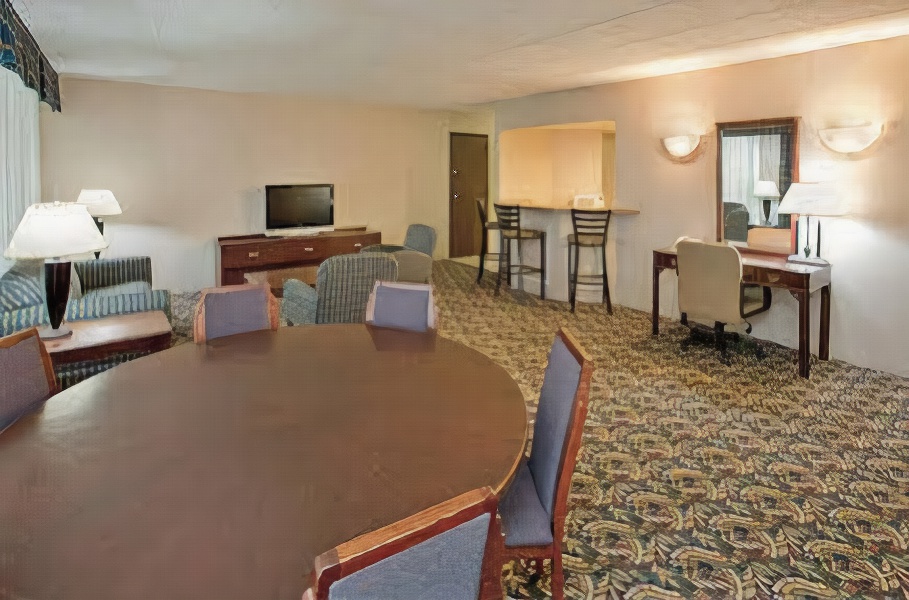 Best Western Premier Alton-St. Louis Area Hotel