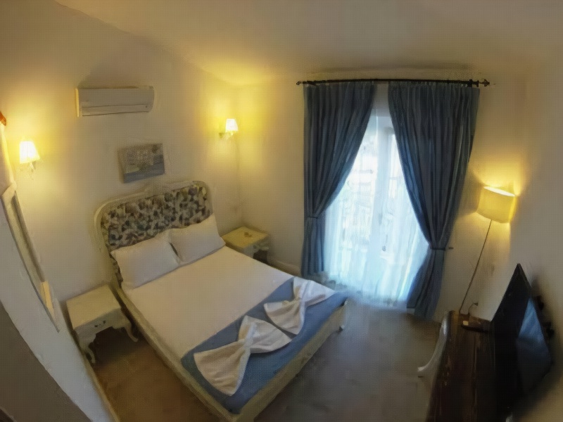 Tarcin Alacati Otel - Adults Only