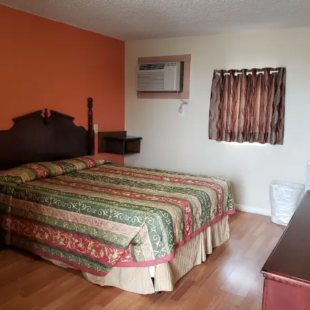 Mustang Motel