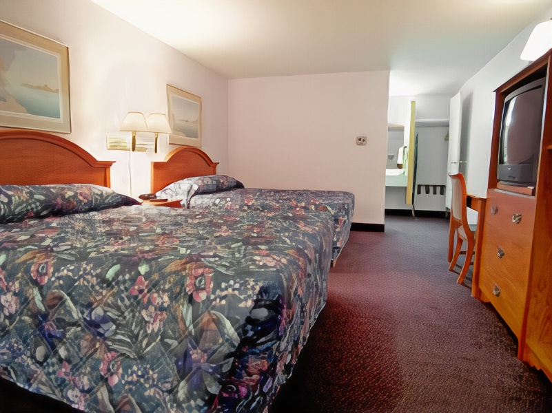 Sturgis Lodge and Suites