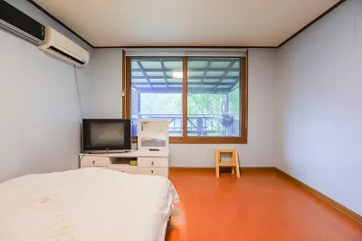 Danyang Pulnaeum Pension Hotels in Danyang-gun
