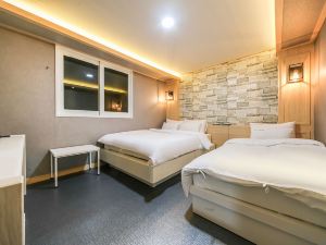 Gumi Wonpyeong Hotel Jess