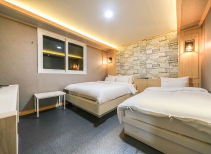 Gumi Wonpyeong Hotel Jess