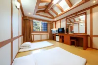 Hadong Seomjingang Hotel