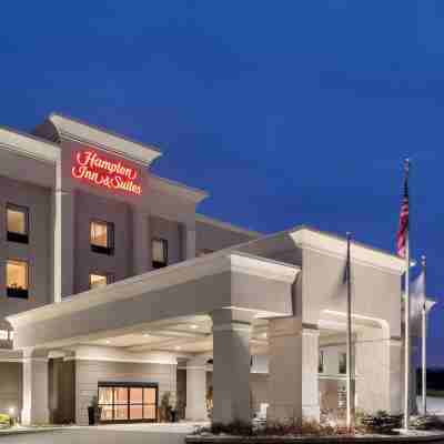 Hampton Inn & Suites Mansfield Hotel Exterior