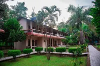 Chitwan Riverside Resort Hotels in Ratnanagar