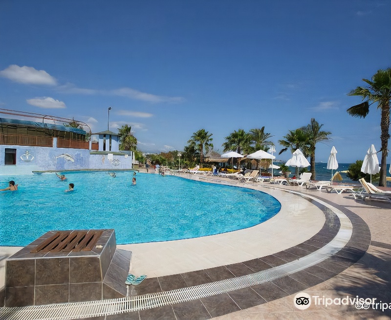 Oz Hotels İncekum Beach Resort