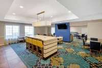 La Quinta Inn & Suites by Wyndham Ruidoso Downs